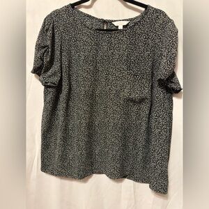 LC Lauren Conrad size XL black & white floral blouse